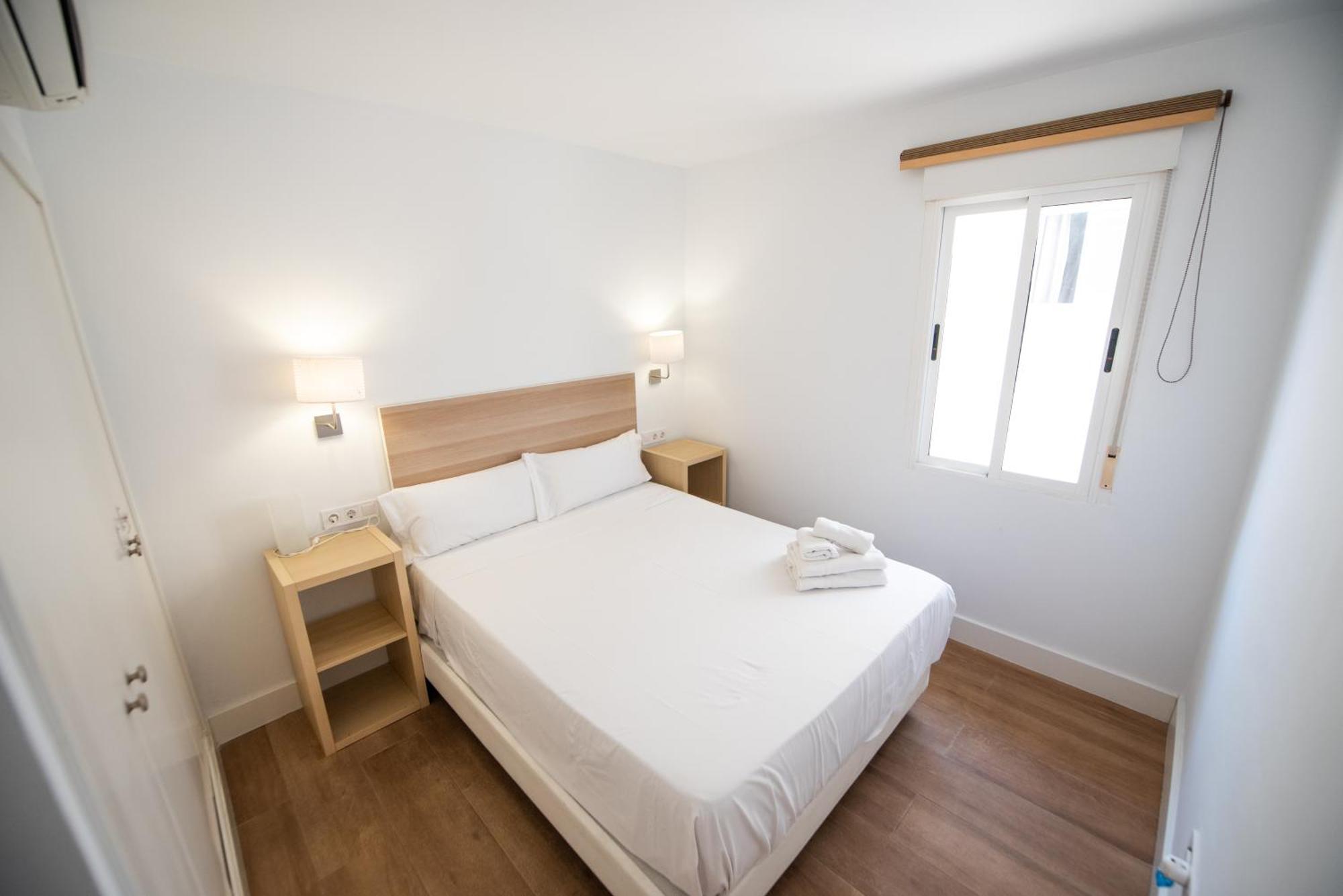 Apartamento Apartamento Centrico La Merced 2 - Free Parking & Free Gym Málaga Exterior foto